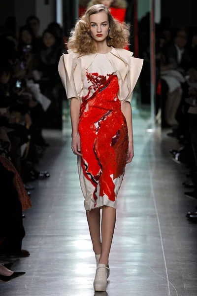 Look 7